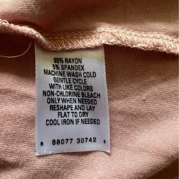 GNW Light Pink T-Shirt - Picture 9 of 10